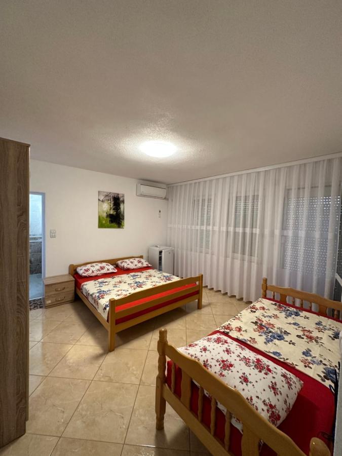 Apartments Edona Ulcinj Exterior foto